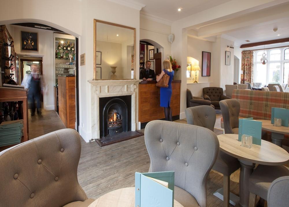 The Five Arrows Hotel Waddesdon Exterior photo