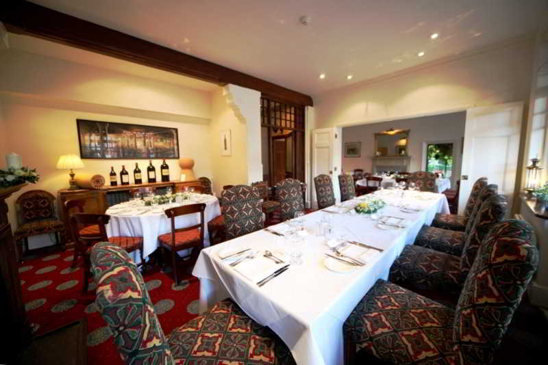The Five Arrows Hotel Waddesdon Exterior photo