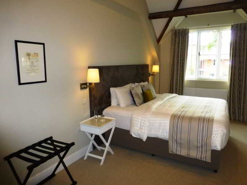 The Five Arrows Hotel Waddesdon Exterior photo