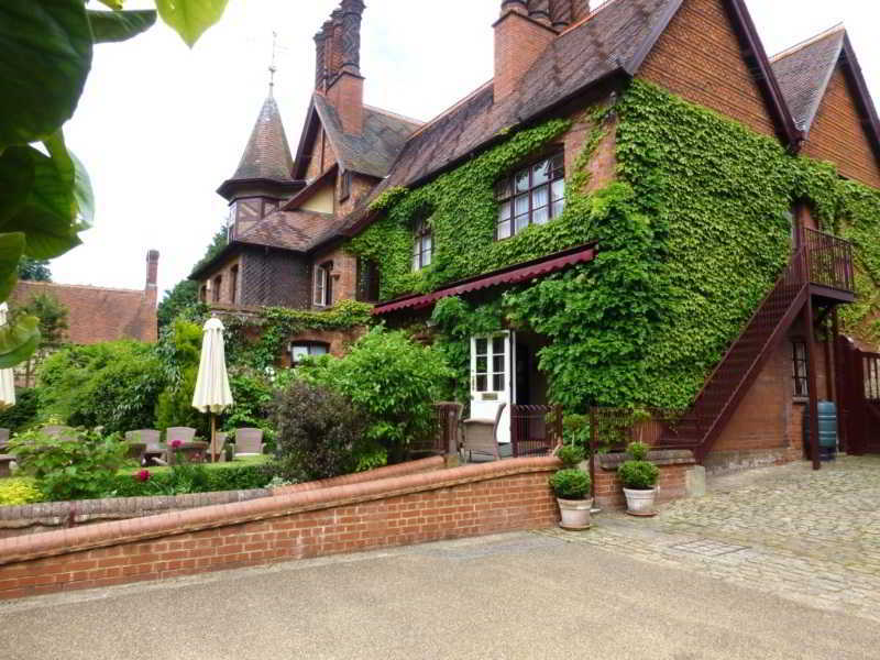 The Five Arrows Hotel Waddesdon Exterior photo